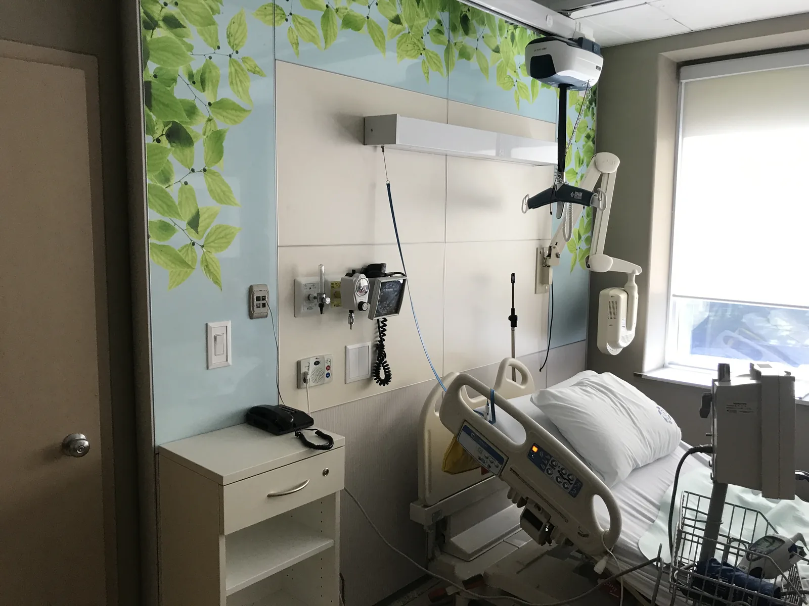 SMGH Headwall — the finished room on site